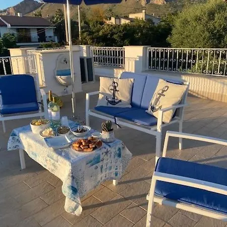 Chez Gigi Mareh24 3* Terrasini