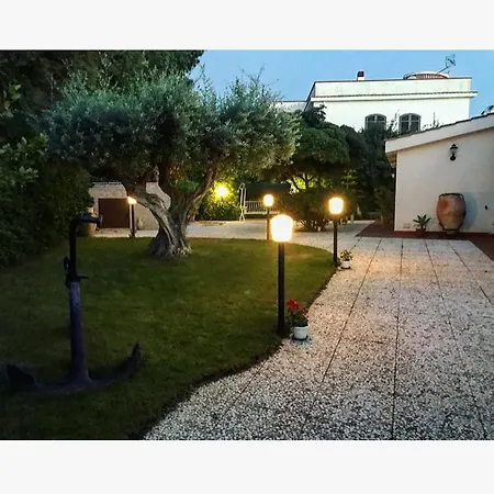 Chez Gigi Mareh24 Терразини