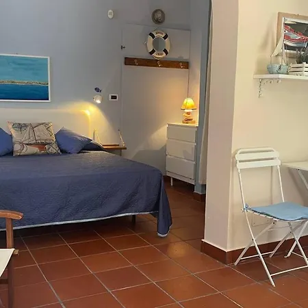 Chez Gigi Mareh24 Bed & Breakfast