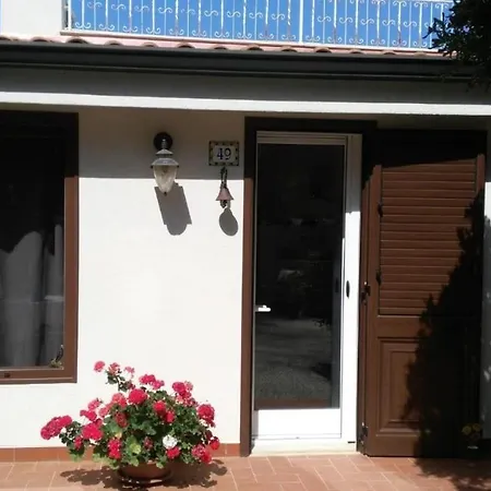 Bed & Breakfast Chez Gigi Mareh24 *
