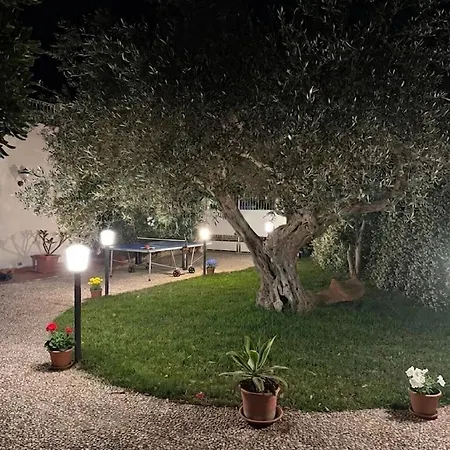 Chez Gigi Mareh24 *
